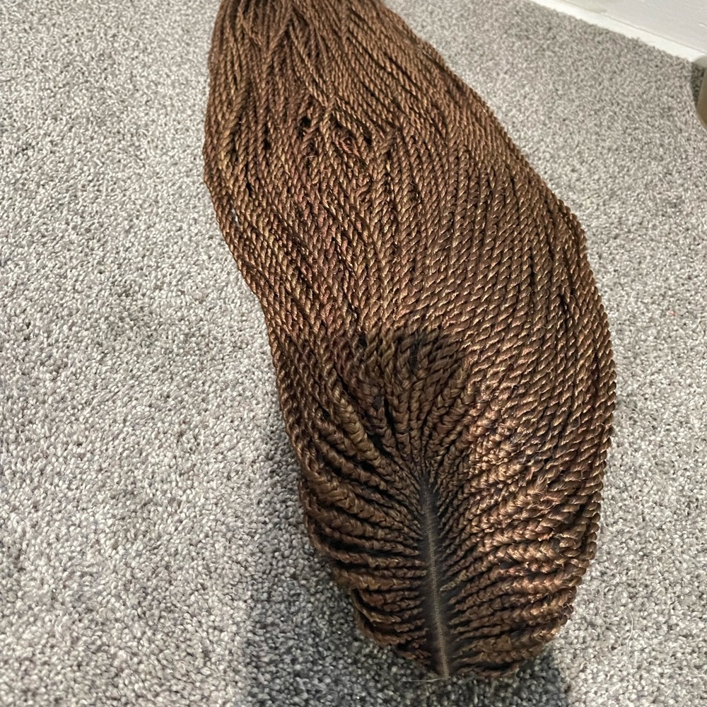 Braided wig - Picture 2 of 5